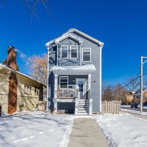 2701 Noyes St, Evanston, IL, 60201