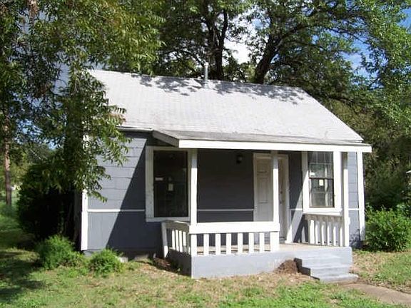 5th image of 1203 Waweenoc Ave