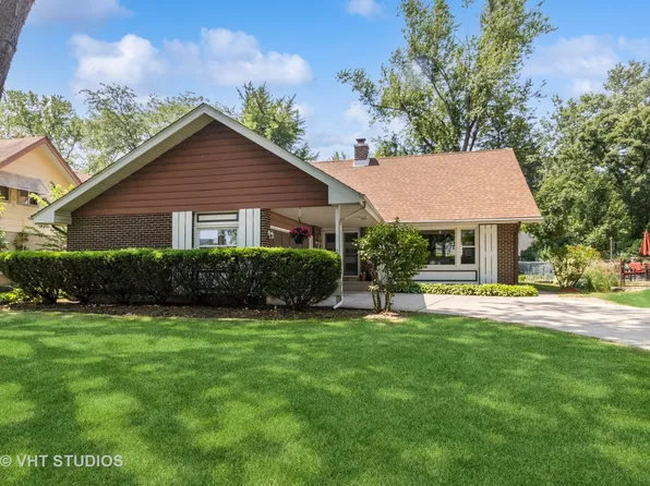2017 Adams St, Rolling Meadows, IL 60008