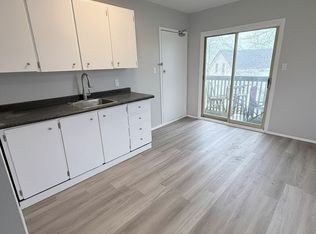 6 Clyde St #4, Lambton Shores, ON N0N1J0