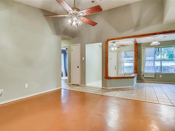 5th image of 12804 Heinemann Dr