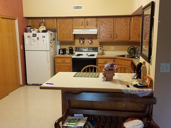 4th image of 1353 Mesa Dr