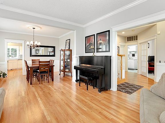 4th image of 544 E Stonecreek Dr
