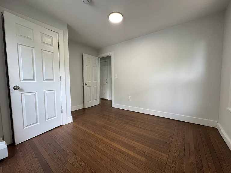 55 Thompson St #2L — Photo 6