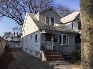 10930 116th St, South Ozone Park, NY 11420