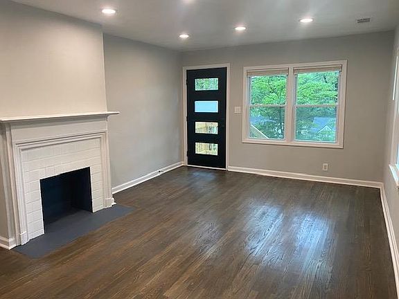 2nd image of 741 Charlotte Pl NW