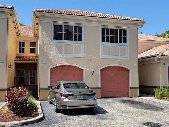 3rd image of 2452 Centergate Dr APT 103