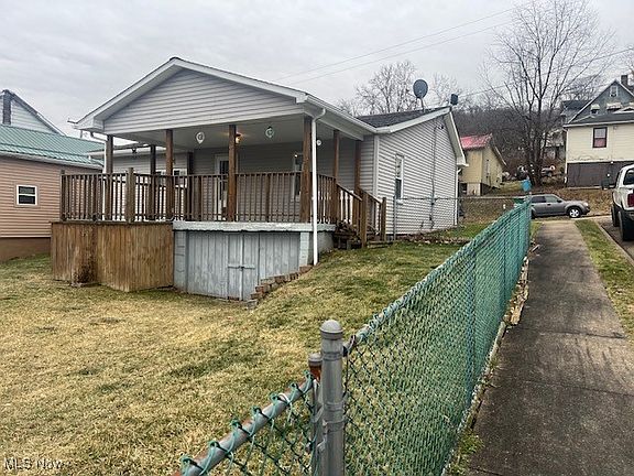 3rd image of 201 Belle Ave