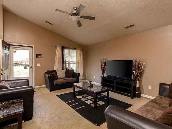 3rd image of 1604 Konner Woods Dr