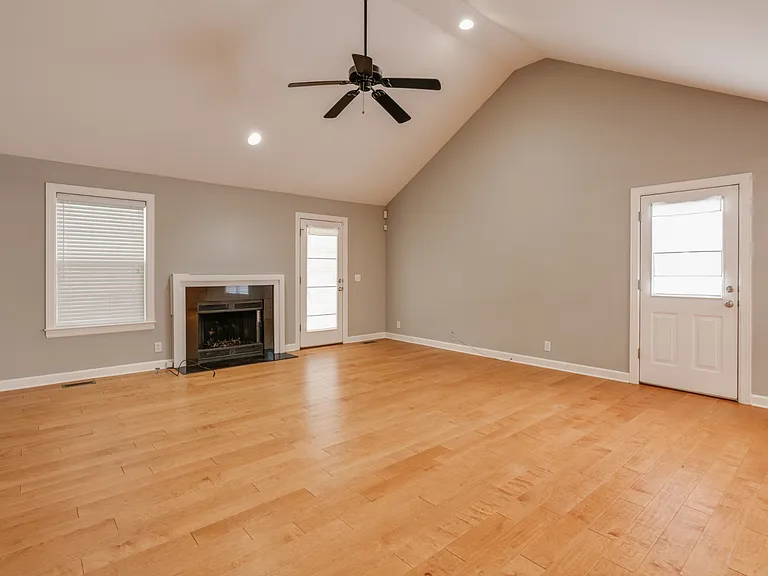 518 Acklen Park Dr — Photo 5