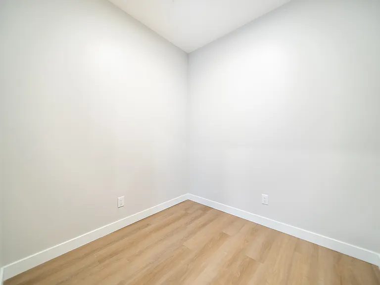 3859 Market St SE — Photo 44