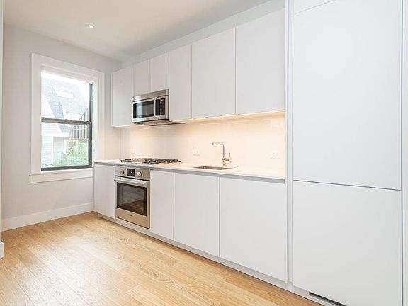 3rd image of 12 Elko St APT 1