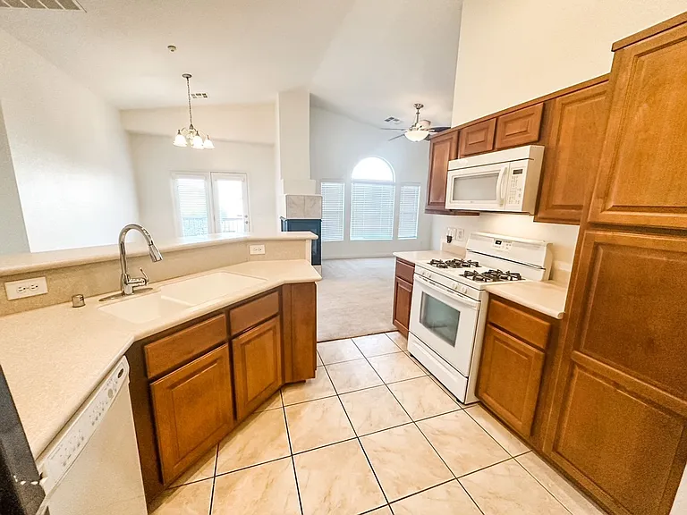 7025 Knob Creek St #101 — Photo 5