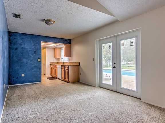 4th image of 416 Mondra Ct
