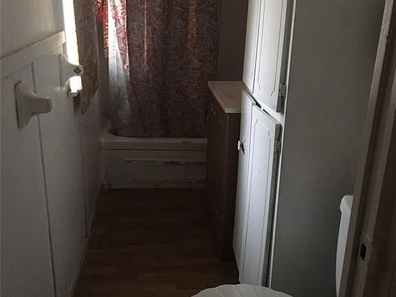 4th image of 119 Krupp Ave