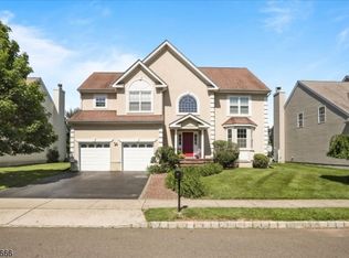 27 Goldstar Dr, Princeton, NJ 08540
