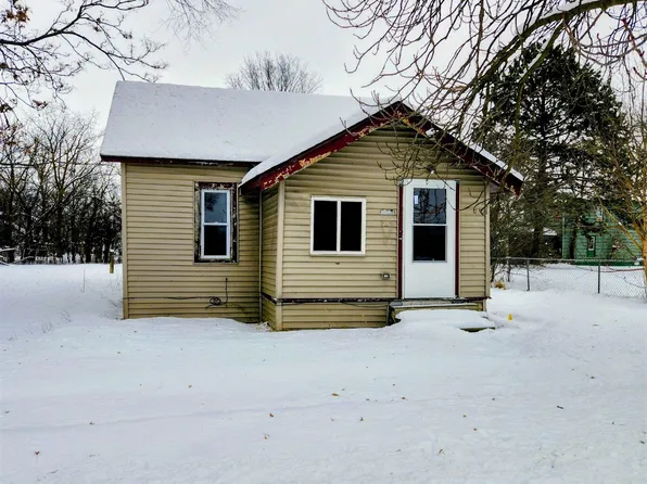 1524 Fenton St, Saginaw, MI 48601