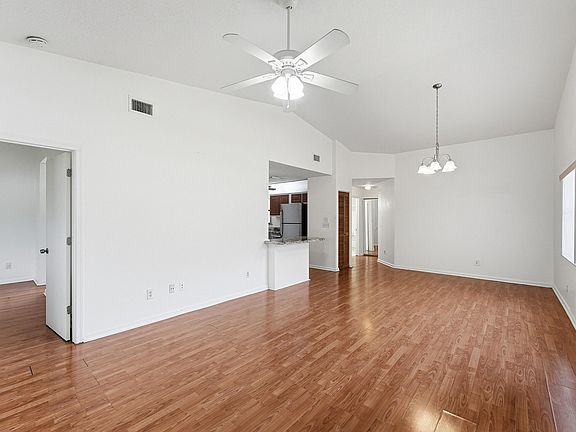 3rd image of 9641 Riverside Drive #1F