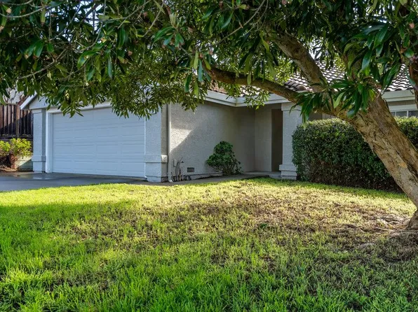 3238 Isla Del Sol Way, Marina, CA 93933