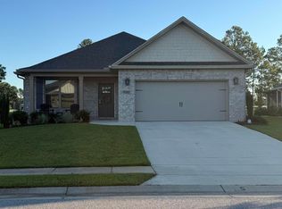 9805 Lakeview Dr, Foley, AL 36535