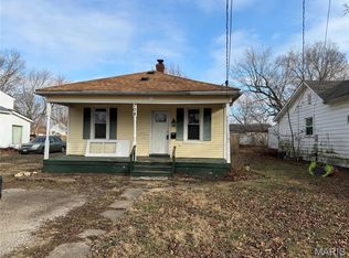 708 N 7th St, Benld, IL 62009