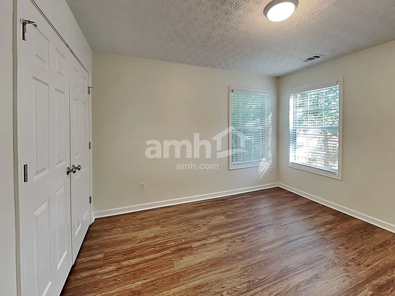 643 Bartow Dr — Photo 20