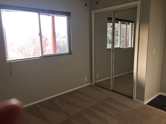 4th image of 385 Bella Vista Ave