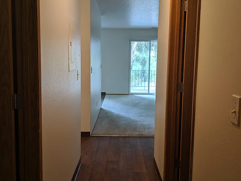 Wellington Estates — Photo 53
