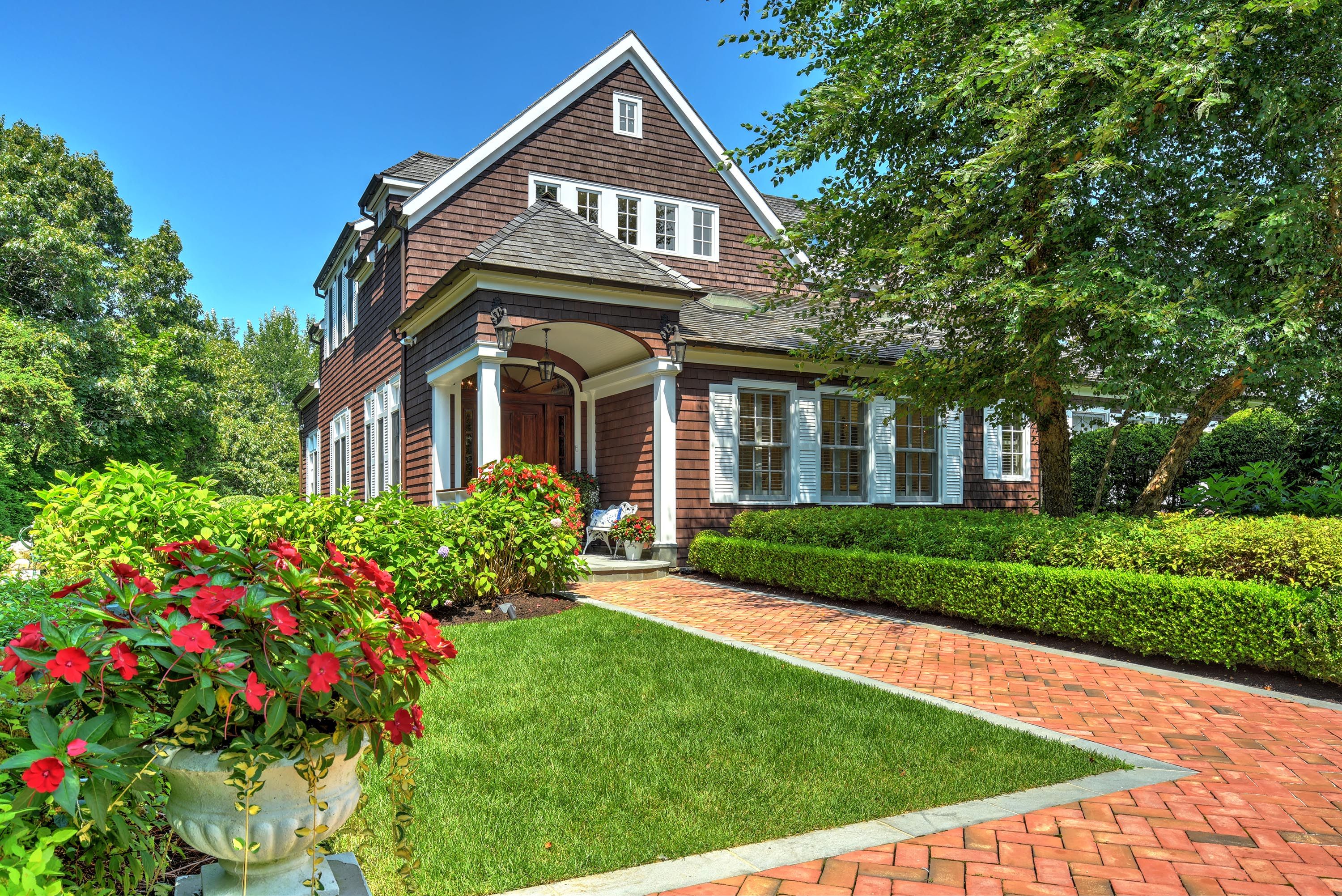 68 Ridge Rd, Southampton, NY 11968 Out East