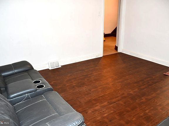 4th image of 1202 Adams Ave Floor 2
