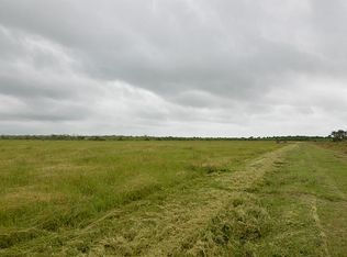 12645 Todd Rd, Winnie, TX 77665