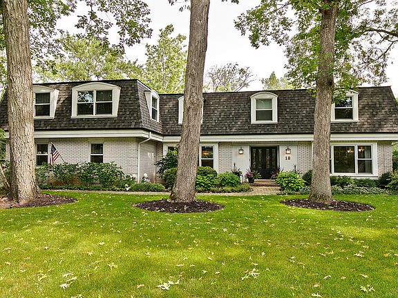 4th image of 18 Victoria Ln