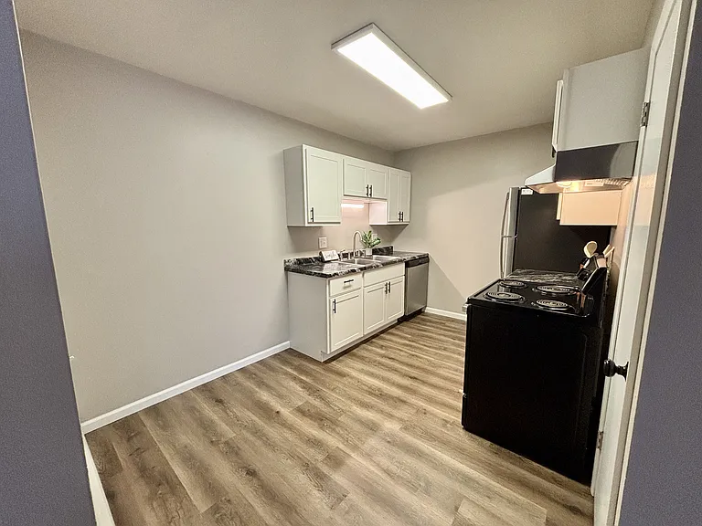 The Ridge Apartments — Photo 209