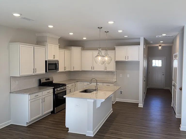 31 Fairwinds Dr — Photo 6