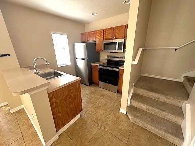 4601 Yellowgold Rd W #8-102 — Photo 5