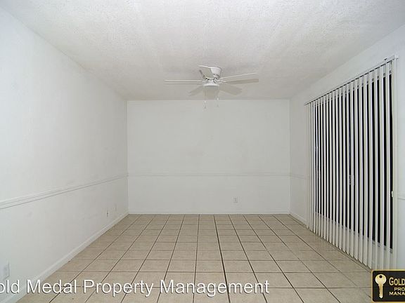 4th image of 425 Gilmer St APT 1