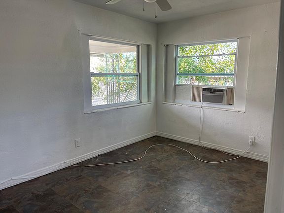 5th image of 4918 11th Ave S