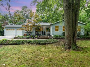 1492 S Kindy Dr, Midland, MI 48640