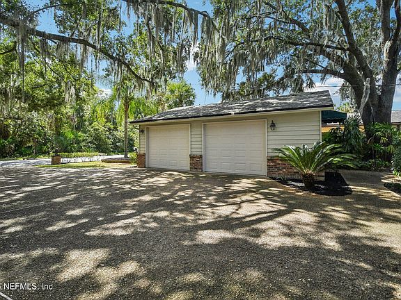 3rd image of 5055 SANIBEL Drive