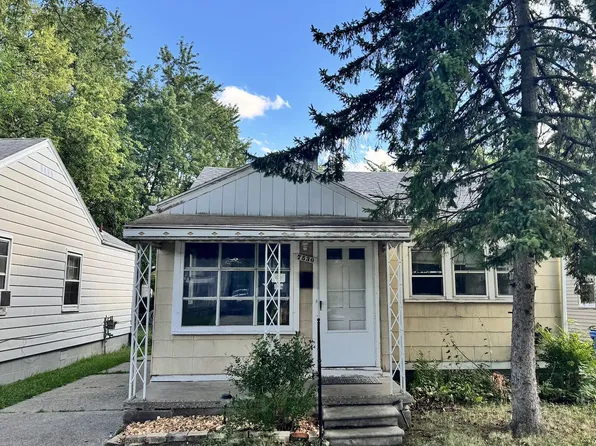 7530 Westminster Ave, Warren, MI 48091