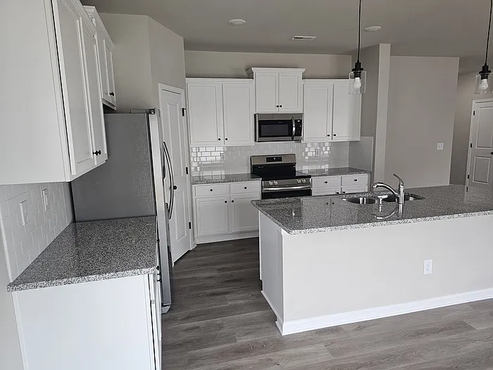 4220 Stoneygreen Ln — Photo 4