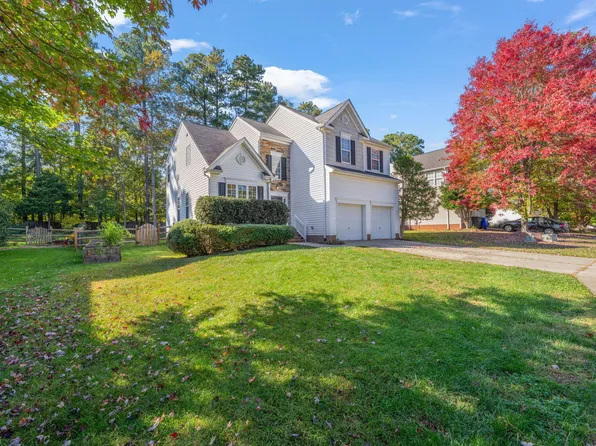2206 Summit Dr, Hillsborough, NC 27278