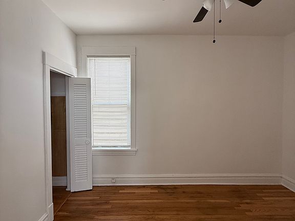 5th image of 2-3960 N Elston Ave #2