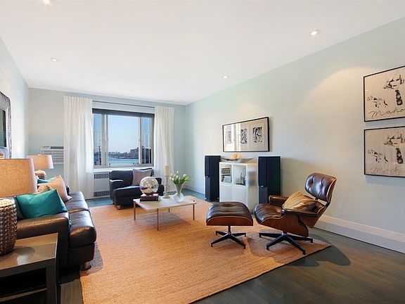 4th image of 530 E 90th St APT 6K