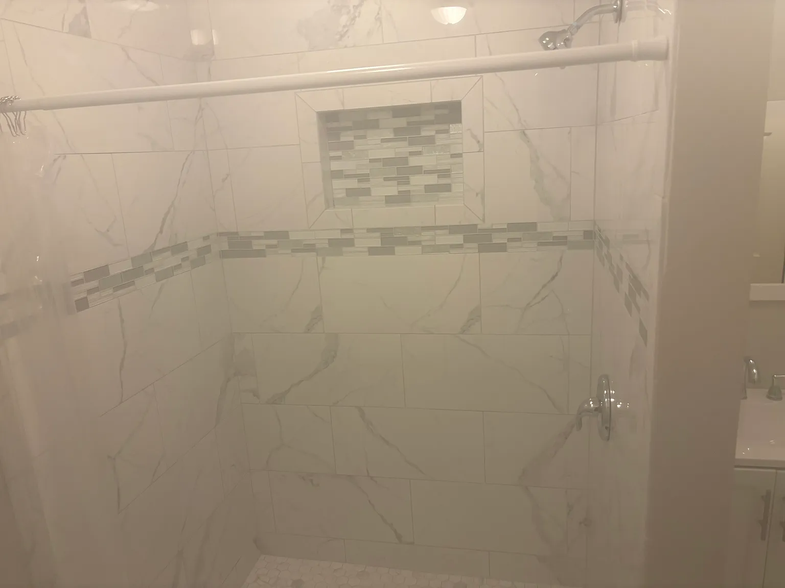 3 bed, 1200 sqft, $1,750 — Photo 4