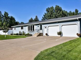 1100 Central Ave W, Beulah, ND 58523