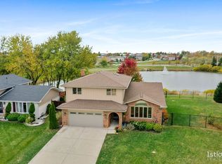 600 Driftwood Ave, Romeoville, IL 60446