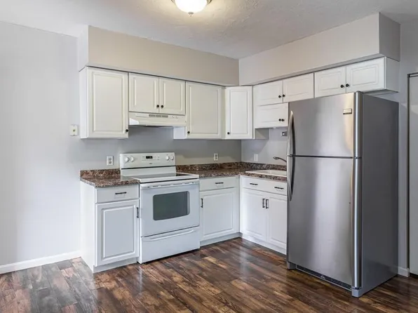 63 Eddy St APT 2, North Attleboro, MA 02760