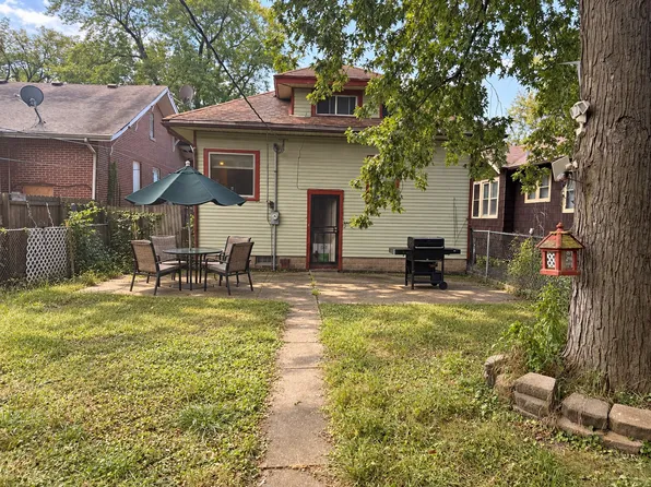 15633 Myrtle Ave, Harvey, IL 60426