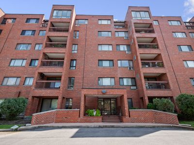 3801 Appian Way APT 209, Glenview, IL, 60025